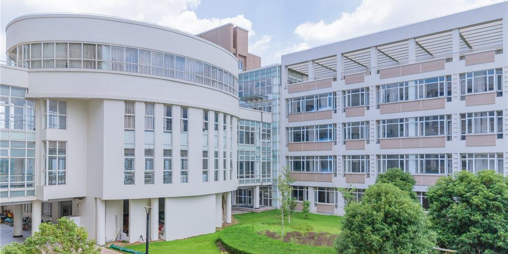 行政樓，教學樓，實訓樓