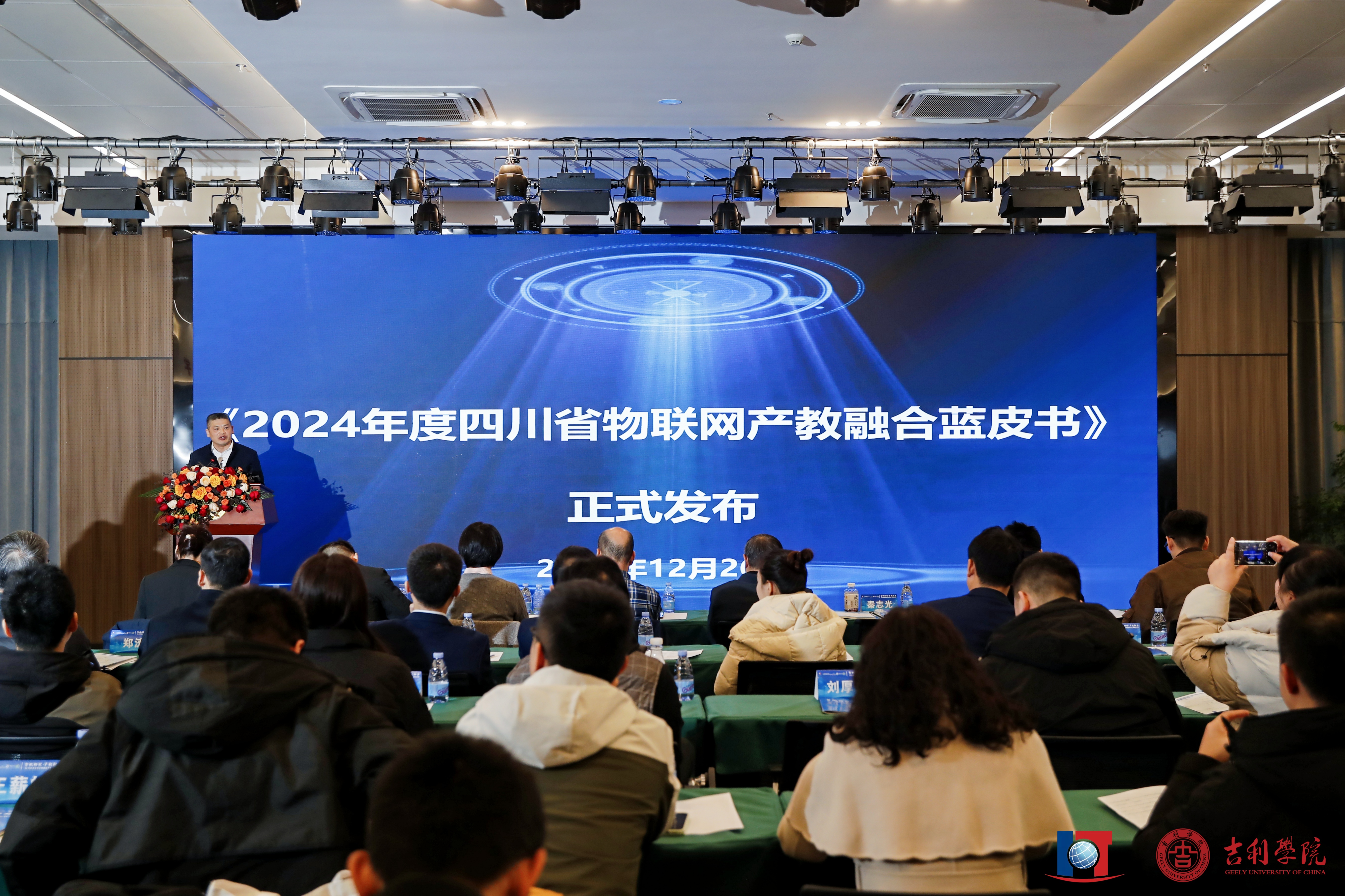 _2DL4021.JPG _2DL4021.JPG